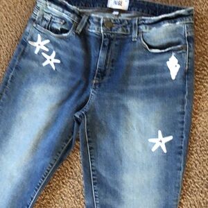 PAIGE cropped denim size 29 embroidered